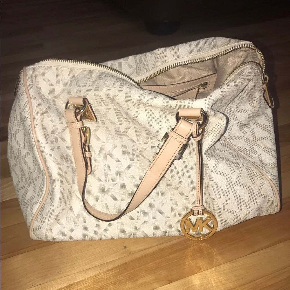 Micheal Kors authentic bag